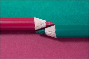red and green background